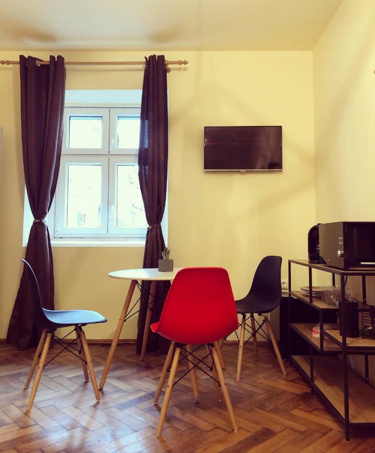 Studio Gh. Lazar Apartman Nagyszeben Kültér fotó